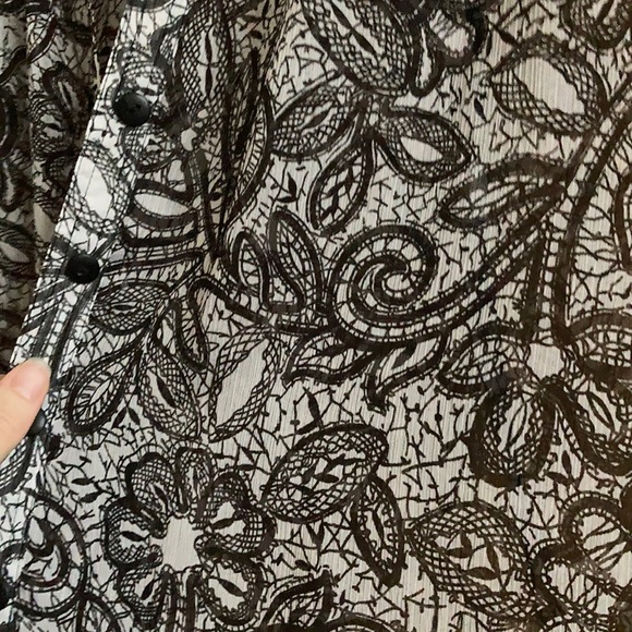 Coldwater creek top - Picture 2 of 3